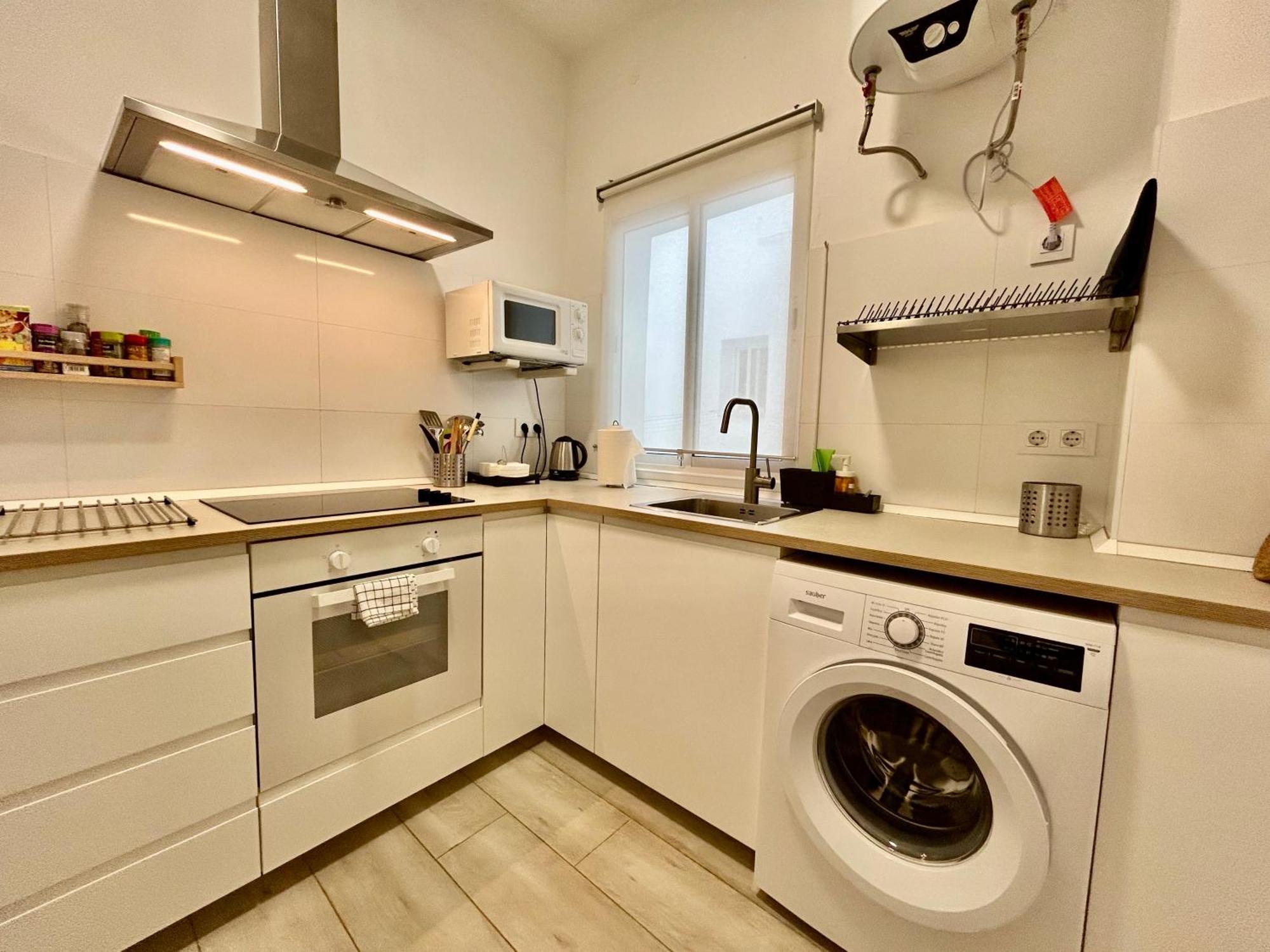 Acogedor Apt 8Pax 4Bdr 2Bth- Cozyhomesevilla2 Esterno foto