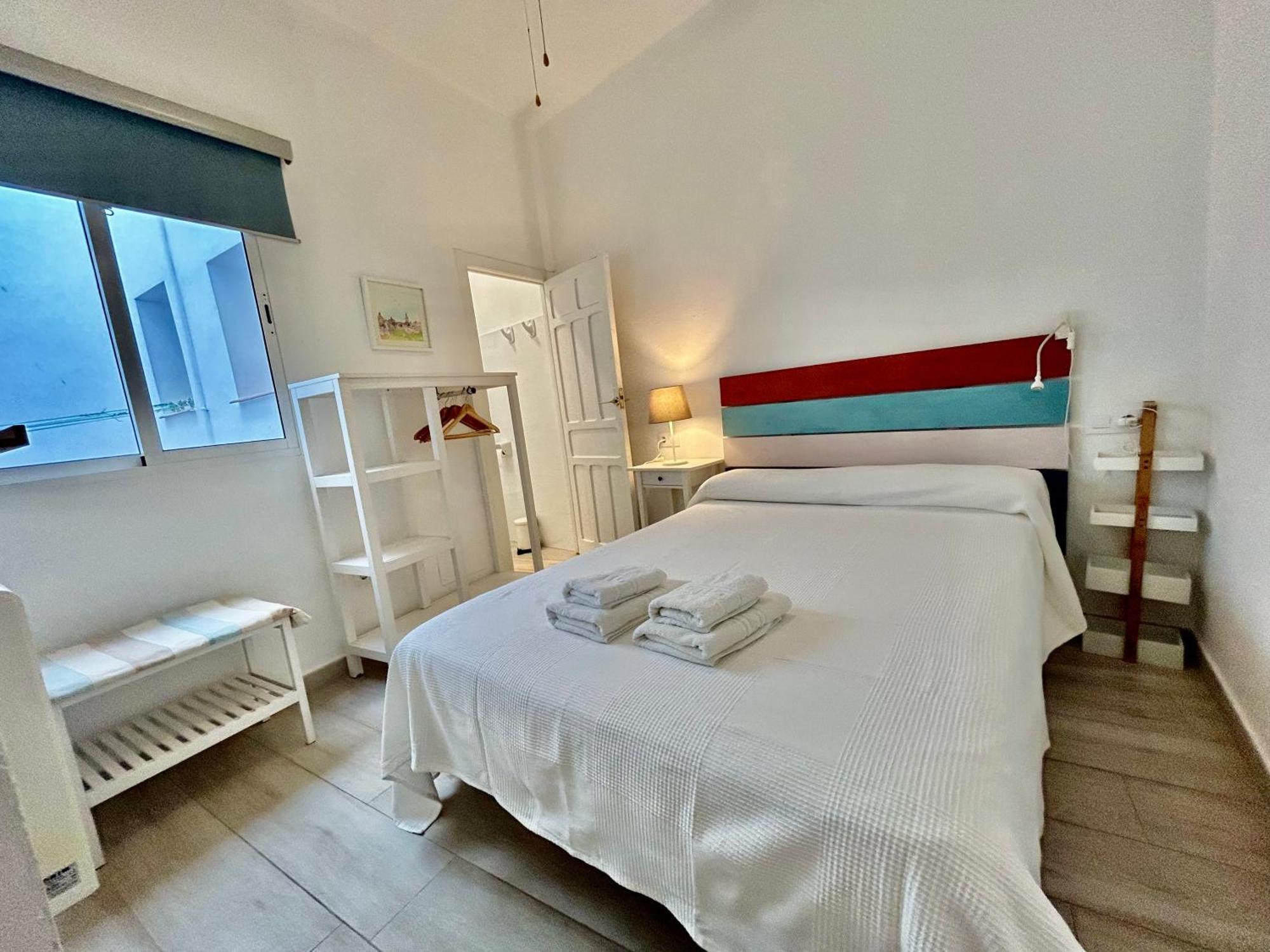 Acogedor Apt 8Pax 4Bdr 2Bth- Cozyhomesevilla2 Esterno foto