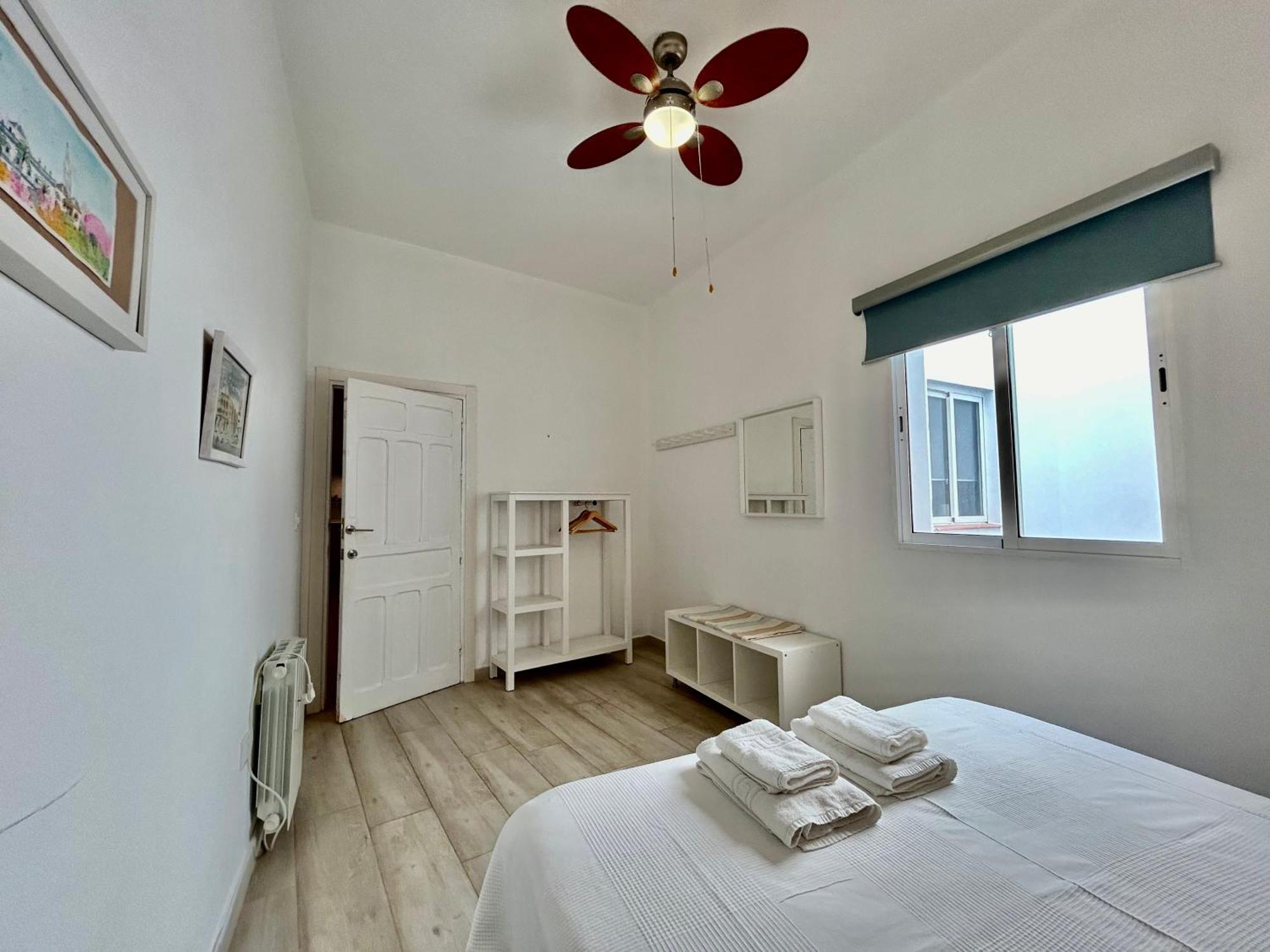 Acogedor Apt 8Pax 4Bdr 2Bth- Cozyhomesevilla2 Esterno foto