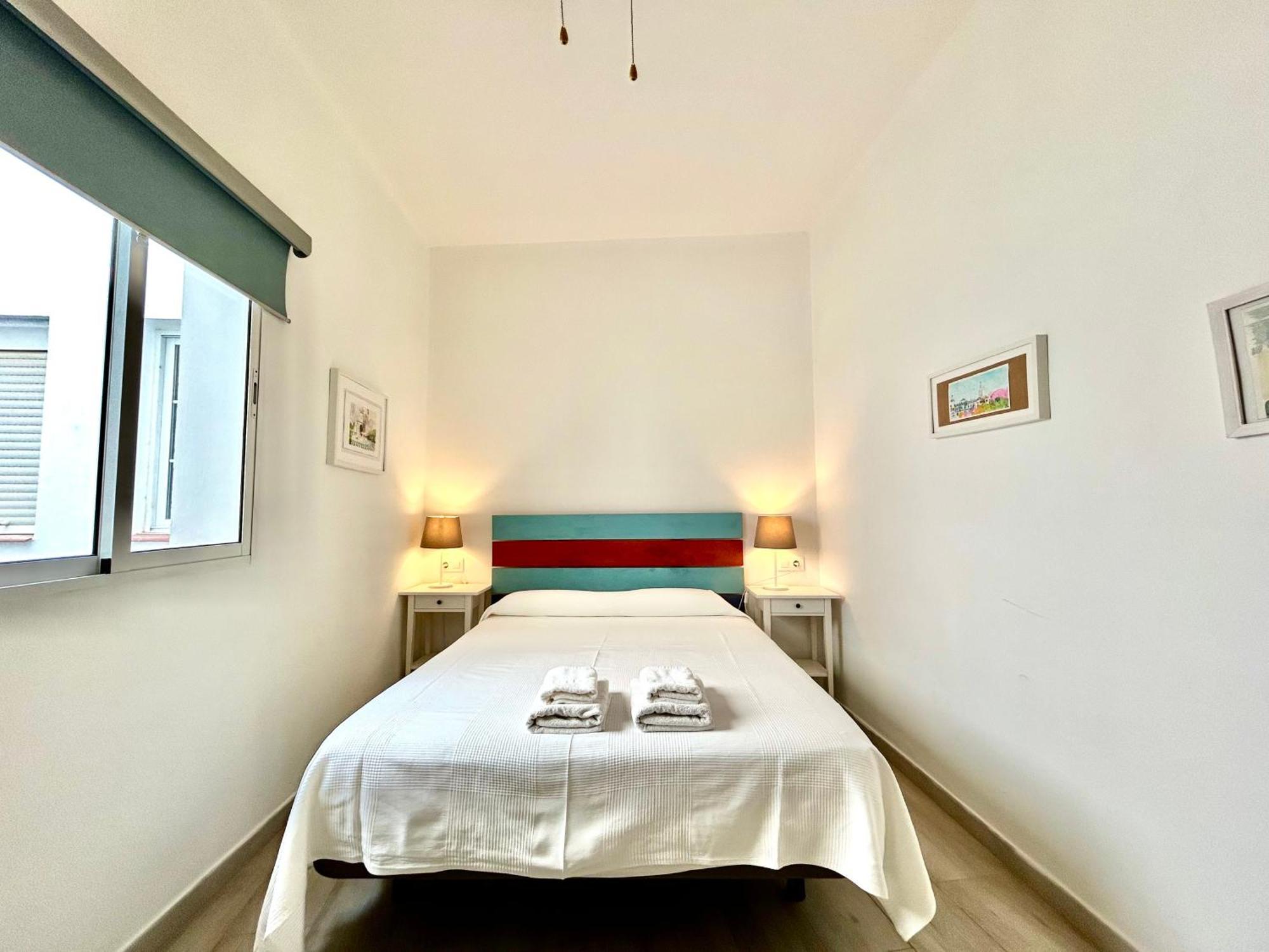 Acogedor Apt 8Pax 4Bdr 2Bth- Cozyhomesevilla2 Esterno foto