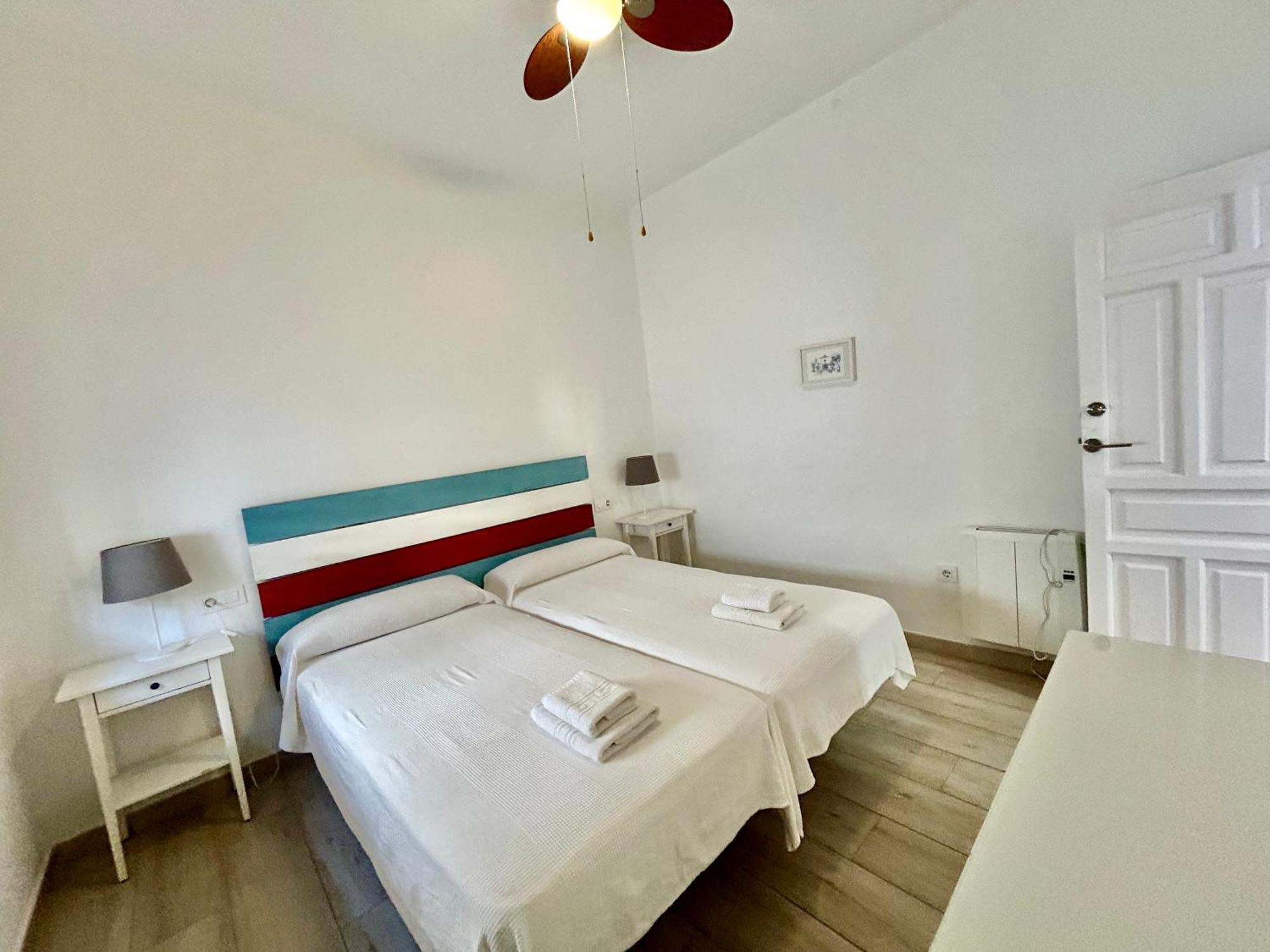 Acogedor Apt 8Pax 4Bdr 2Bth- Cozyhomesevilla2 Esterno foto